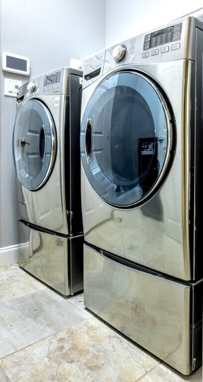 Laundry Room - Large washer and dryer
