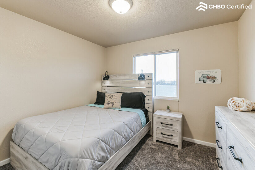 Fully Furnished Cheyenne WY 3bd 2ba 2car