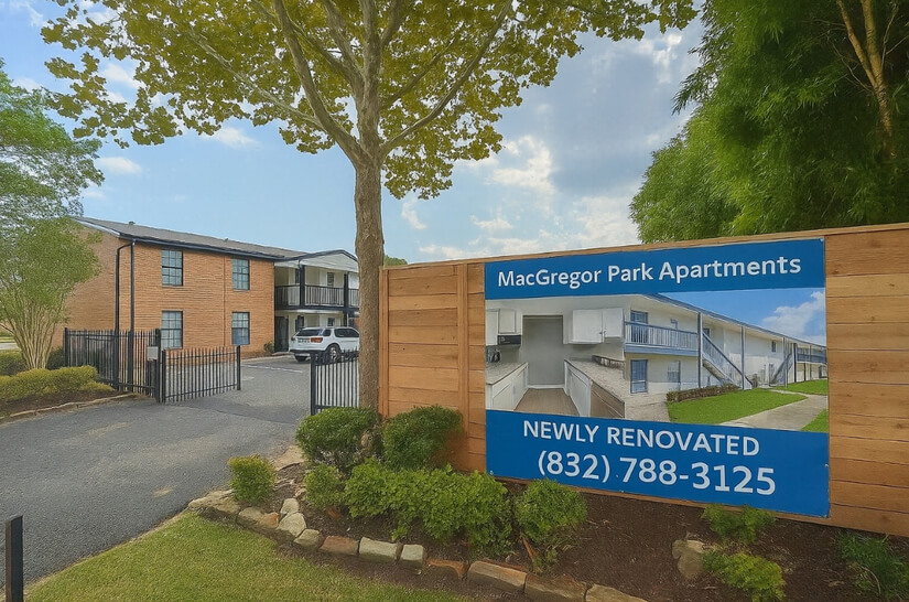 Fully Secure Complex