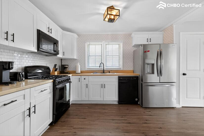 Renovated Quiet Safe Near Everything 