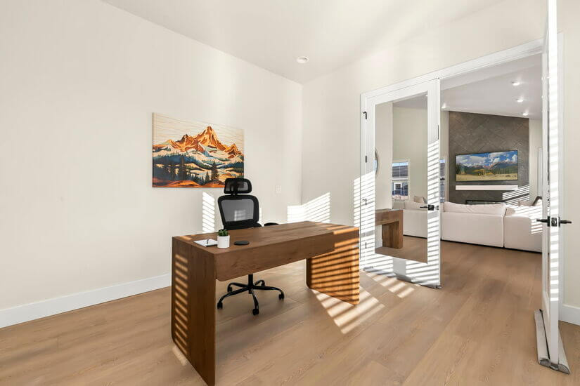 4 Bedroom 4 Bath House Office in Sonders