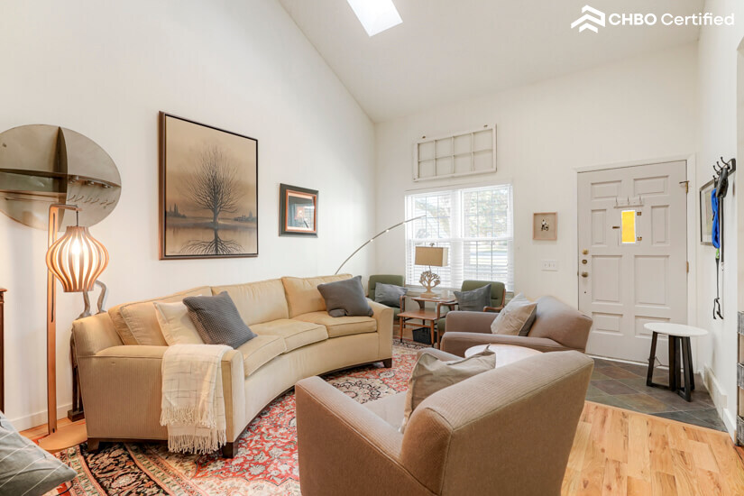 Furnished 3 Bedroom Townhome in Aurora