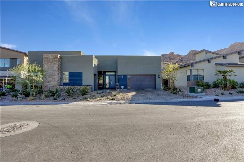 Summerlin furnished home Nestled in the Cliff