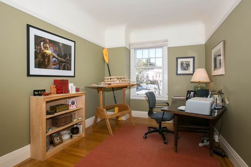 Office or second bedroom
