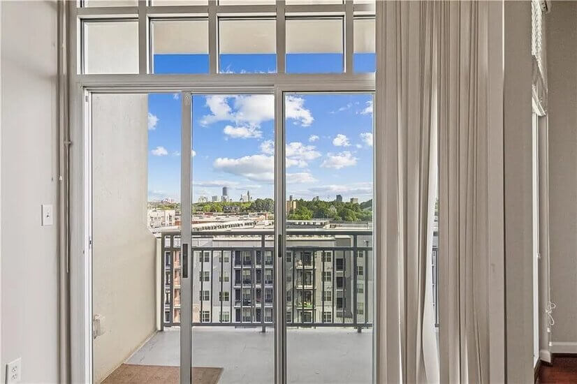 711 Cosmopolitan Dr NE 813