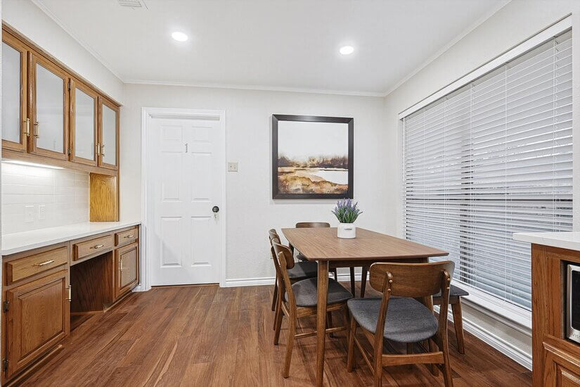 South Dallas 6Bed 3Baths 2Gar ATT fiber