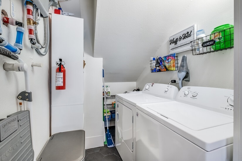 Laundry Room - Extra Shelves
