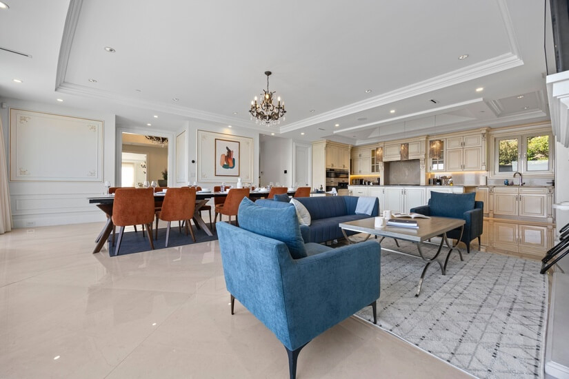 Vancouver Executive Luxury Home w/ View