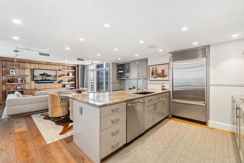 2 Bed 2 Bath Condo at Windsor Towers