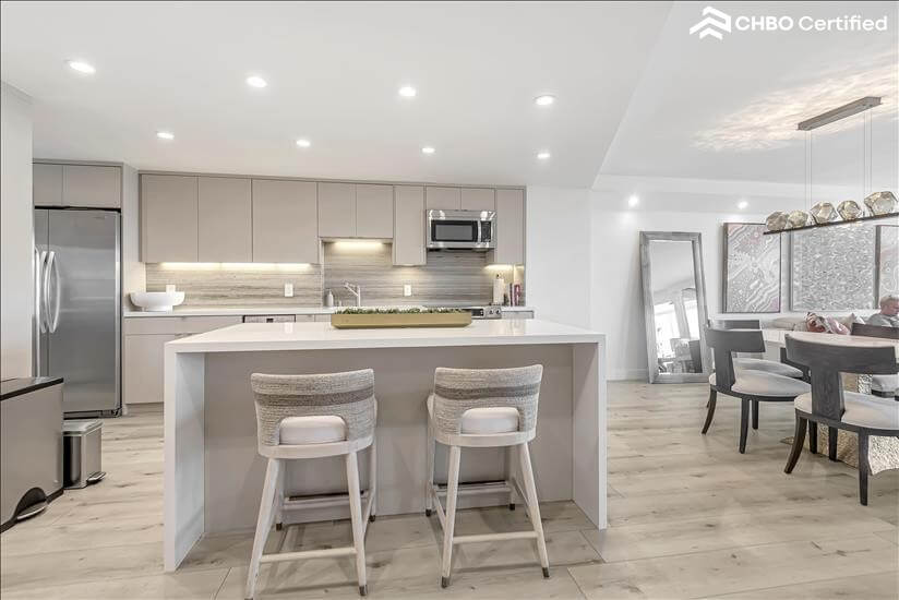 2BR Condo in Marina Del Rey