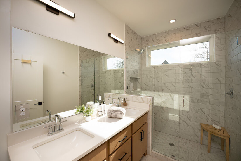 King Bathroom