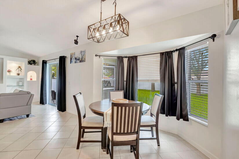 Entire House King Suite