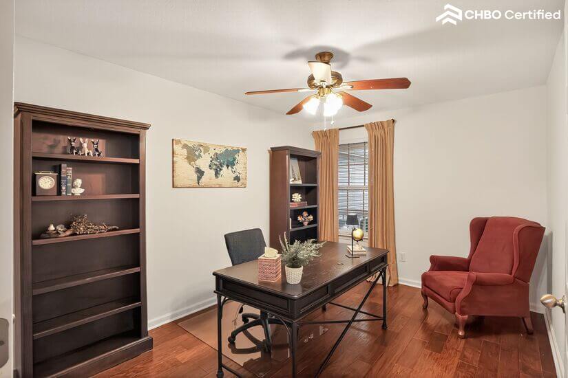 Private Home Office with Desk and WiFi