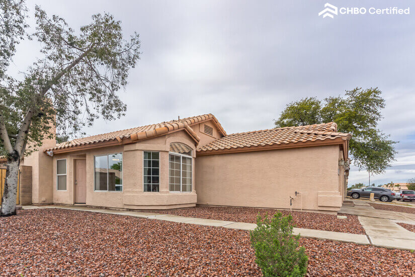 Fully Furnished Rental Home in Glendale