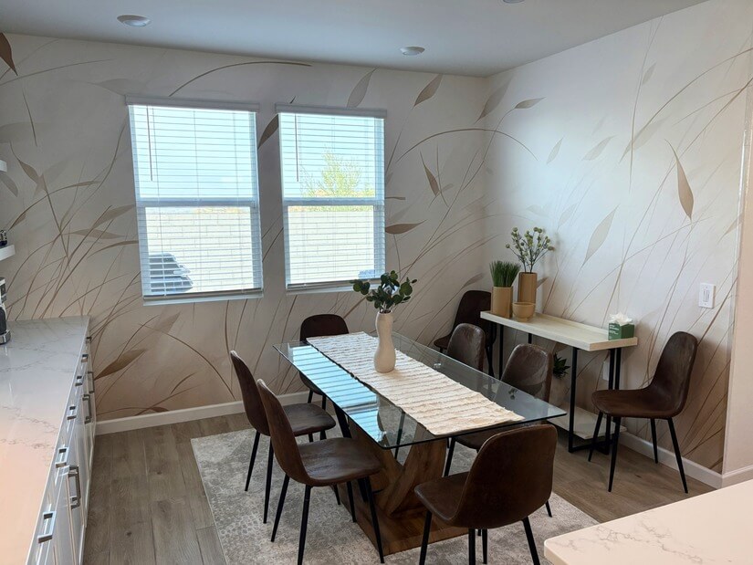 Gated Exec TH 3BR Trav Nurse Friendly