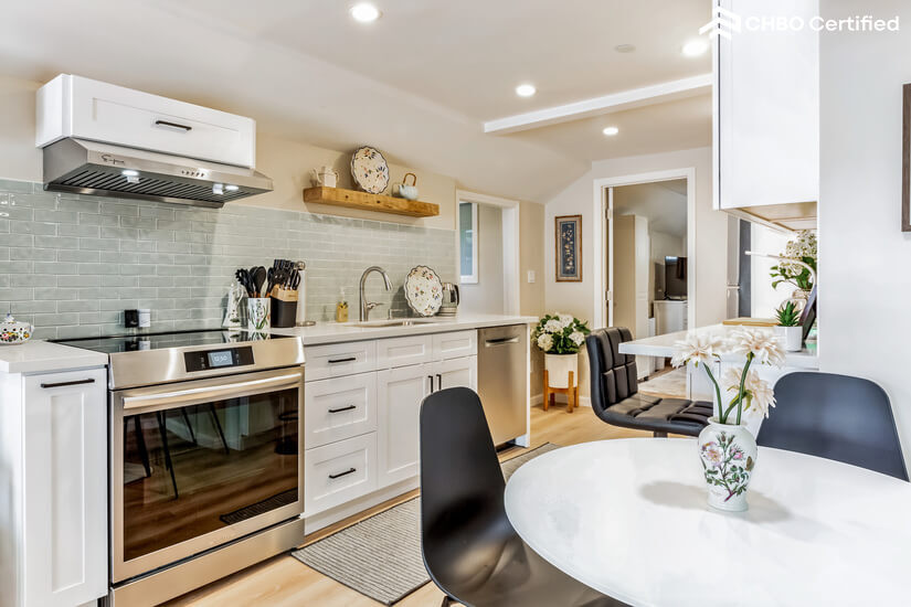 Furnished ADU in Burlingame with Patio