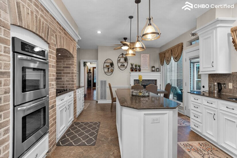 Executive Rental Home with Pool 