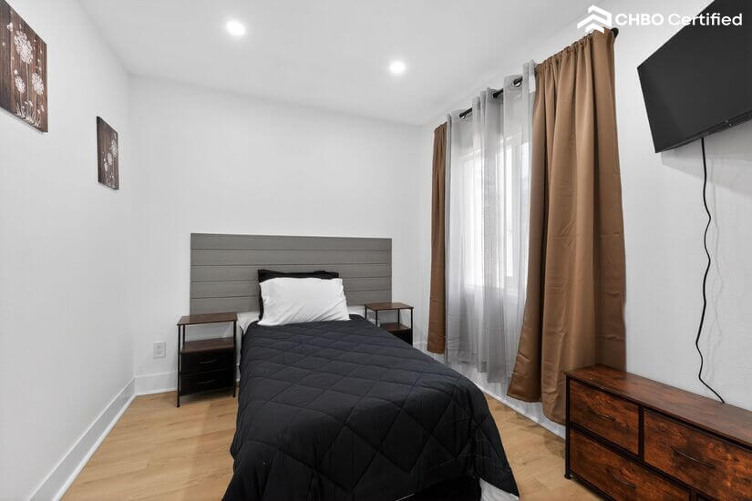 Furnished House Near Down Town Riverside