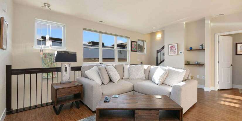 2 Bedroom Townhouse Willow Street Lofts