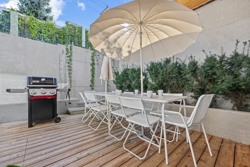 MA2 Seasonal Luxury Smart House Rental