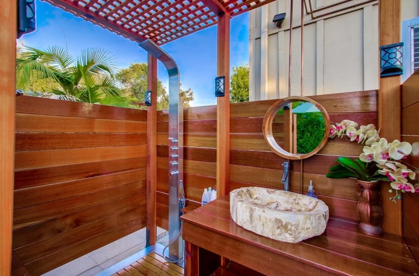 Unique outdoor shower