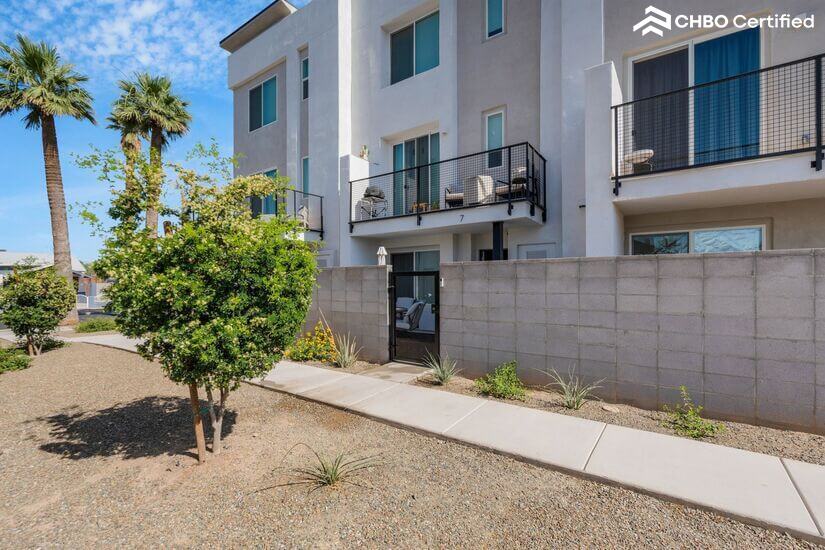 Front exterior right
