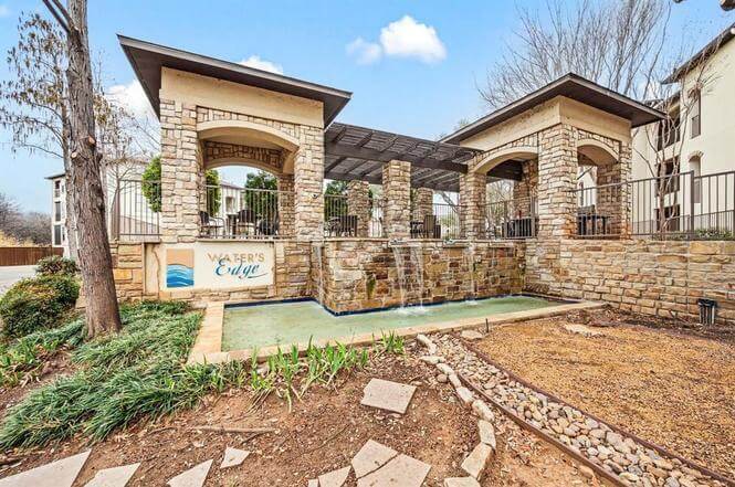Furnished Lakeside Condo