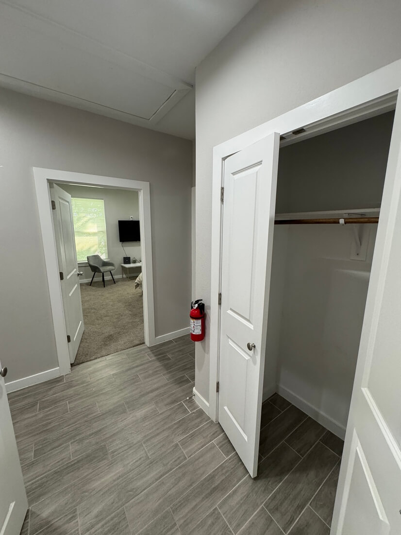 3BR Exec Home Near DT Wax WiFi Garage