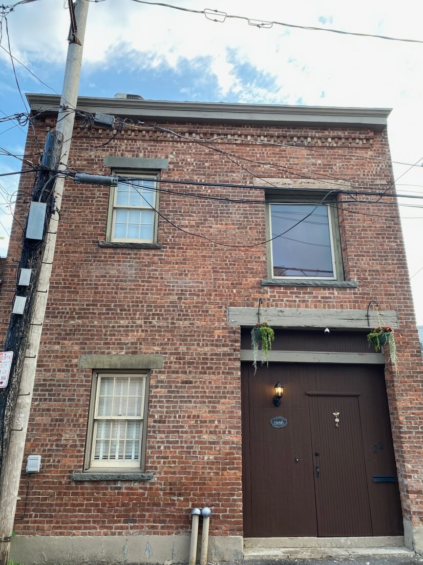 Front of Carriage house in alleyway