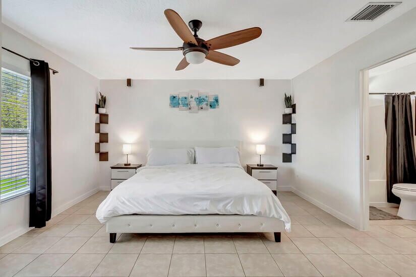 Entire House King Suite