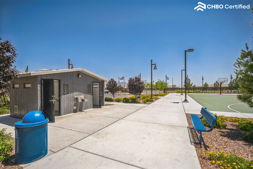 New 4BR Luxury Home with Amenities