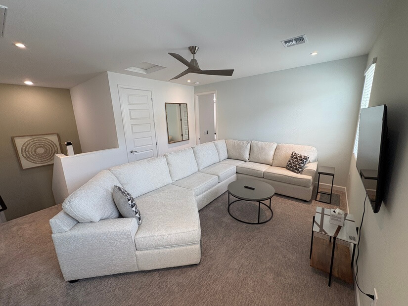 Gated Exec TH 3BR Trav Nurse Friendly