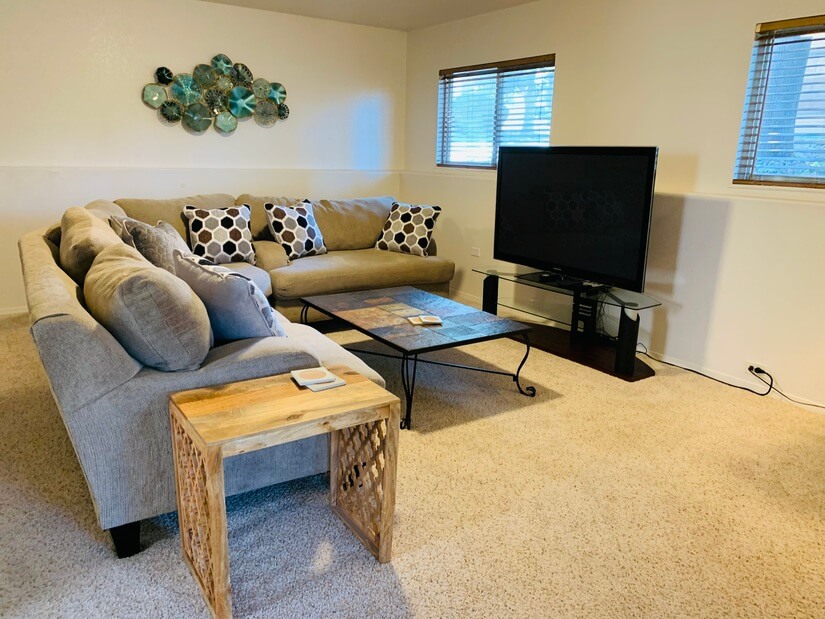 Immaculate, Comfortable & Quiet Location