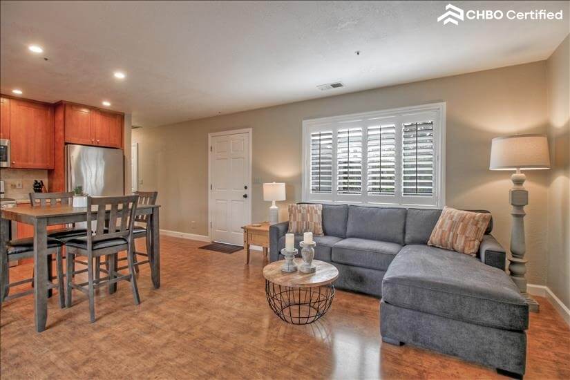 One Bedroom Cottage Fully Furnished