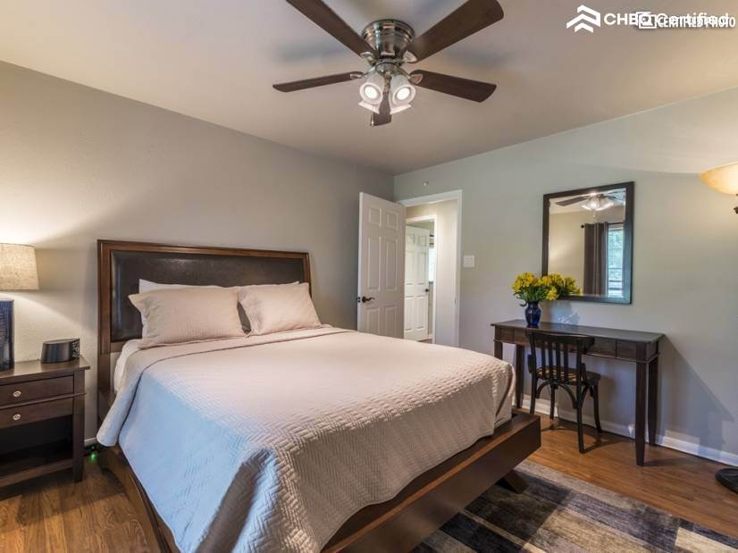 Close to Austin / Pastoral-Quiet-Secure