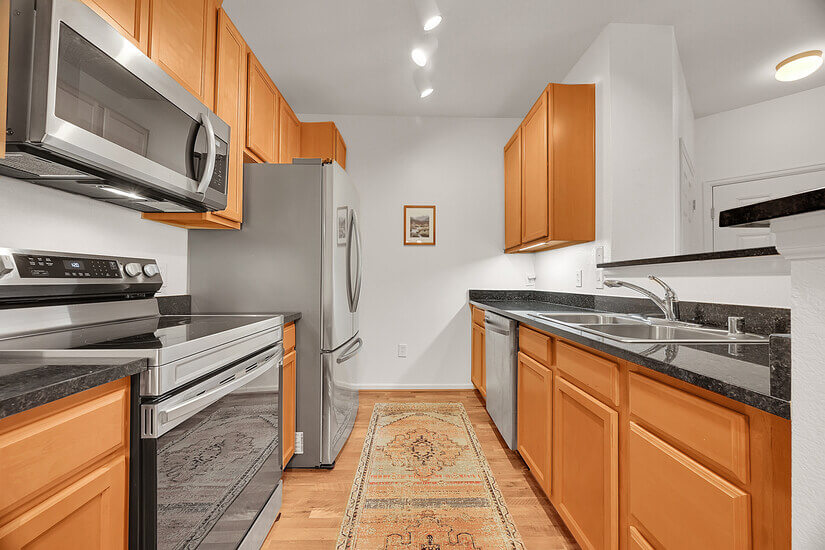 Kitchen new applicances