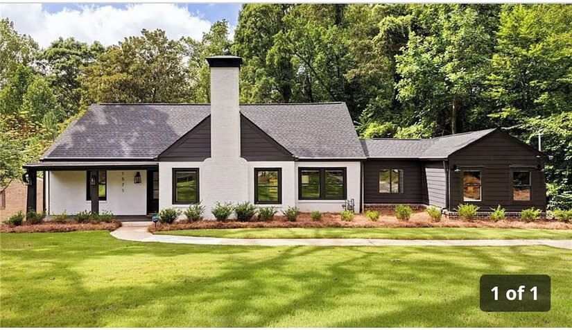 Modern Farmhouse in the City