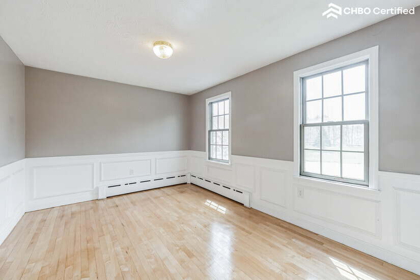 Unfurnished Rental Home in Deerfield NH