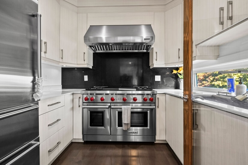 Luxury Retreat British Properties Modern