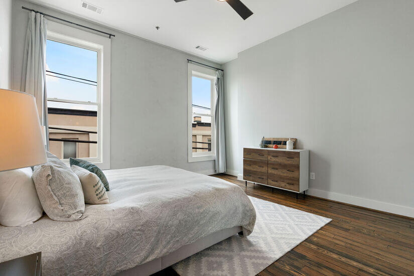 Enjoy the downtown atmosphere.