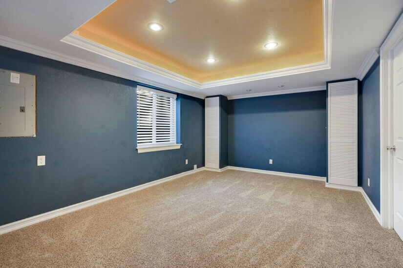 5 Bed 4 Bath Near Harmony Corridor