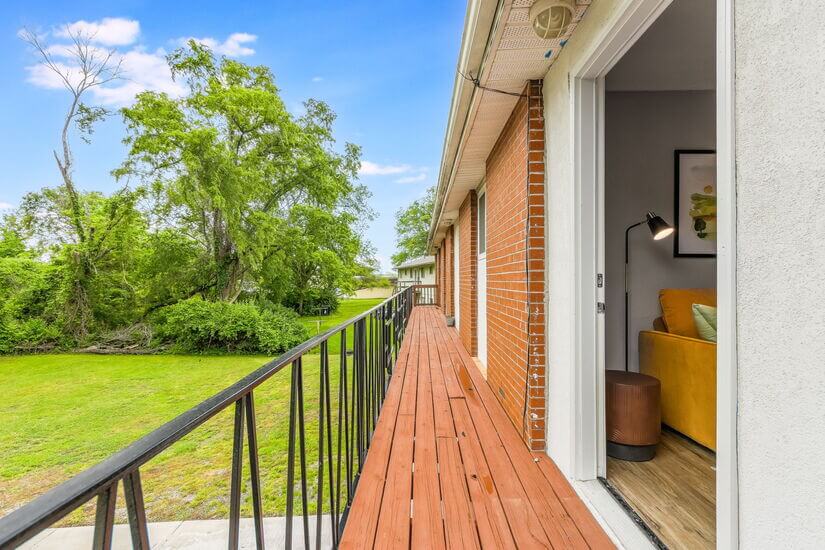 Furnished Apartment in Riverside