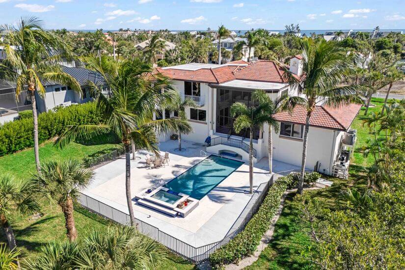 Seashell Paradise 5BR with Pool and Spa