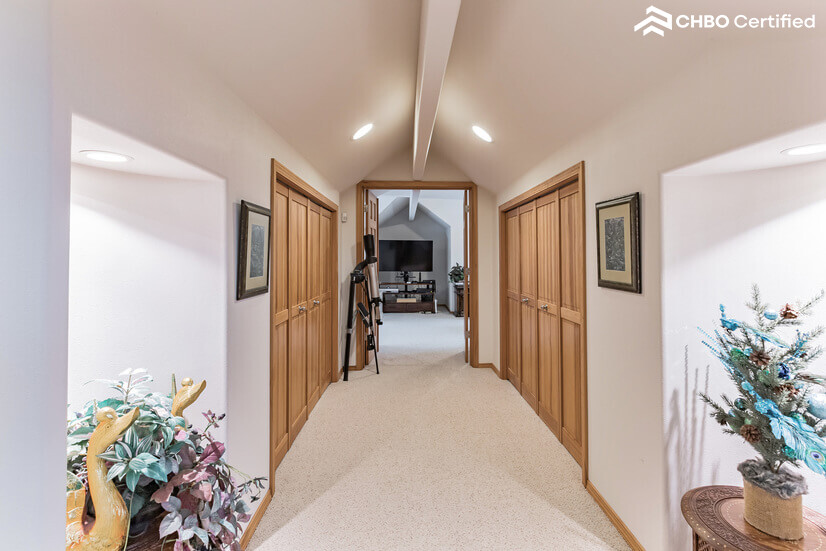 2 Furnished Room Rentals in Private Home