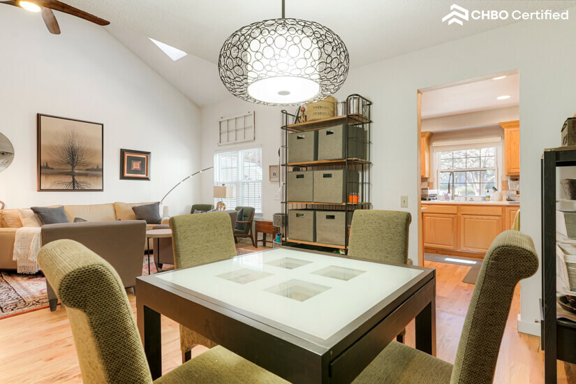 Furnished 3 Bedroom Townhome in Aurora