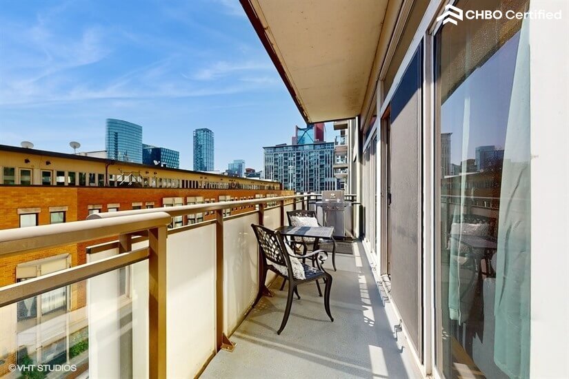 Furnished Executive 2bd Condo in Chicago