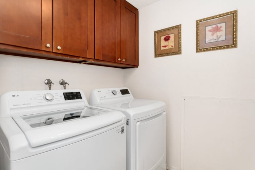 Laudry Room w/new large capacity washer &  dr