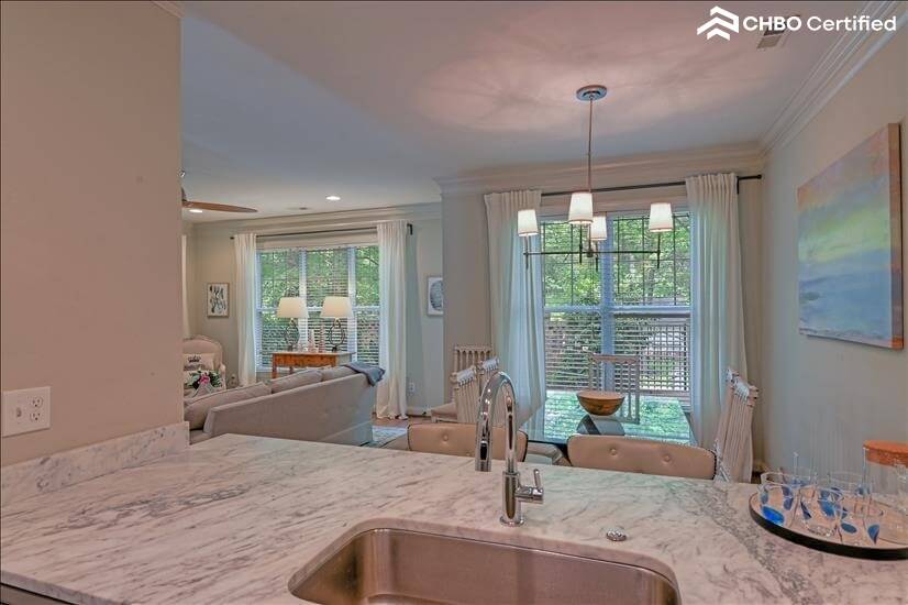 Kitchen to Dining area