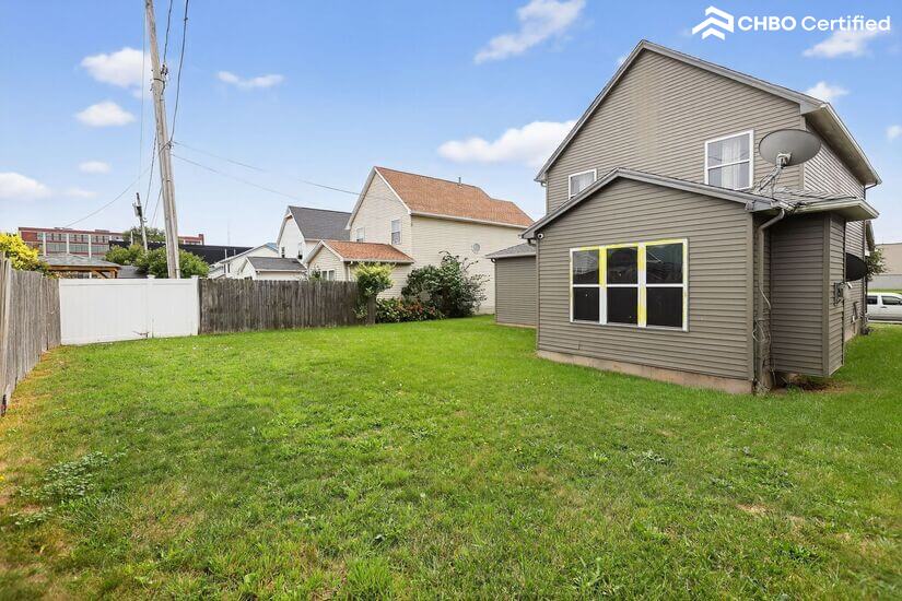 Three Bedroom Furnished in Buffalo