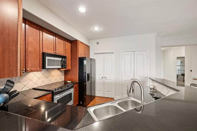 Furnished Lakeside Condo